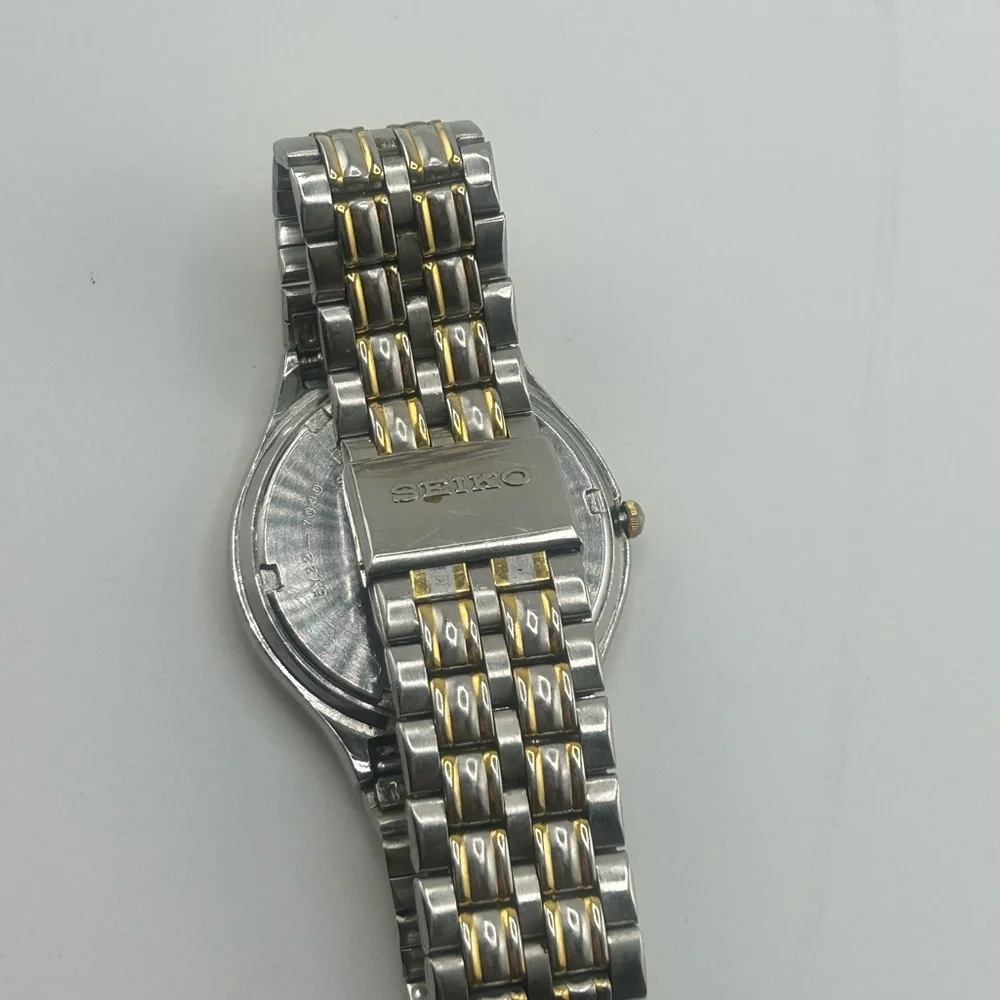 Seiko Quartz Watch Silver/Gold Roman Numerals Waterproof Stainless Steel #611
